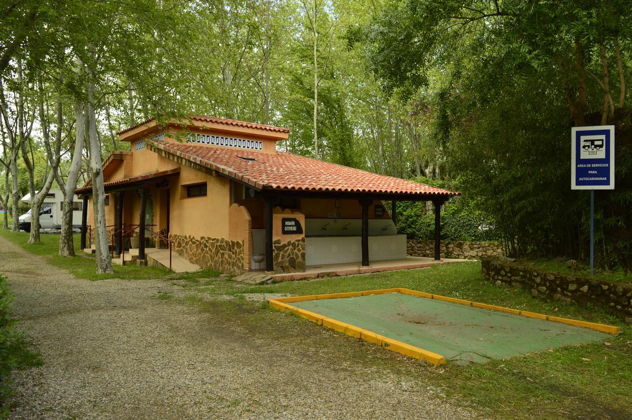 Camping El Pinajarro Hervás Zewnętrze zdjęcie